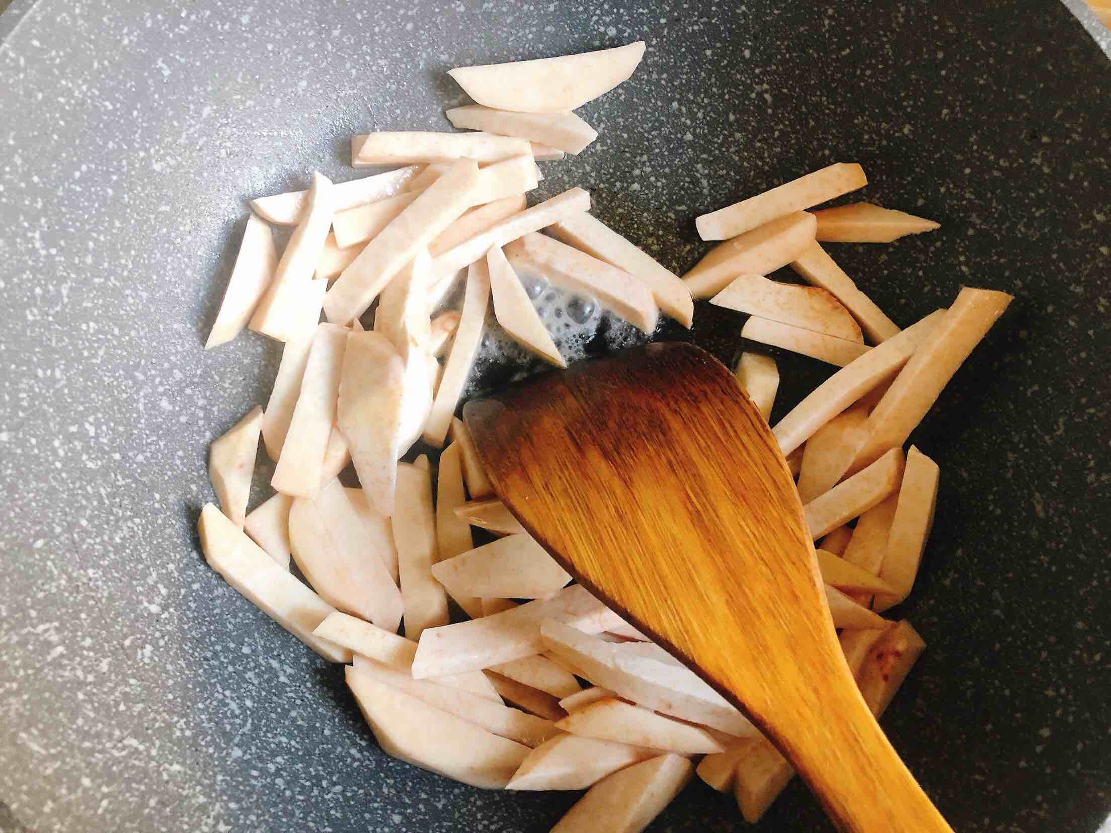 Stewed Taro with Dried Vegetables recipe