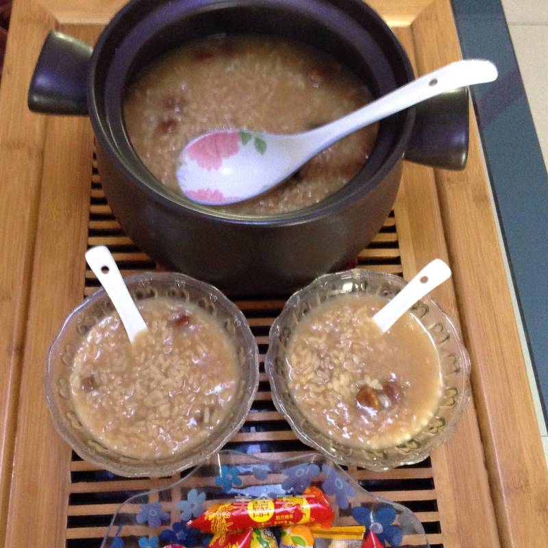 Nourishing Lungs and Relieving Cough Luo Han Guo Porridge