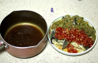 Juewei Double Pepper Steamed Sea Bass recipe