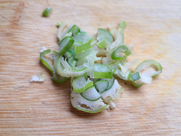 Bullishness-stir-fried Cauliflower with Beef recipe