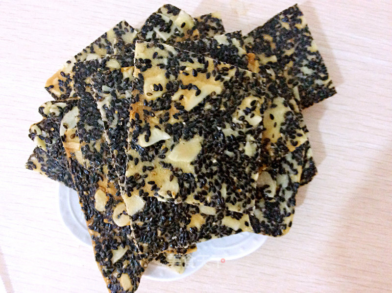 Black Sesame Almond Macaroons recipe