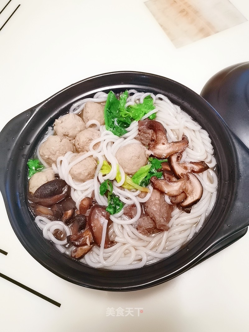 Beef Balls Boiled Rice Noodles recipe