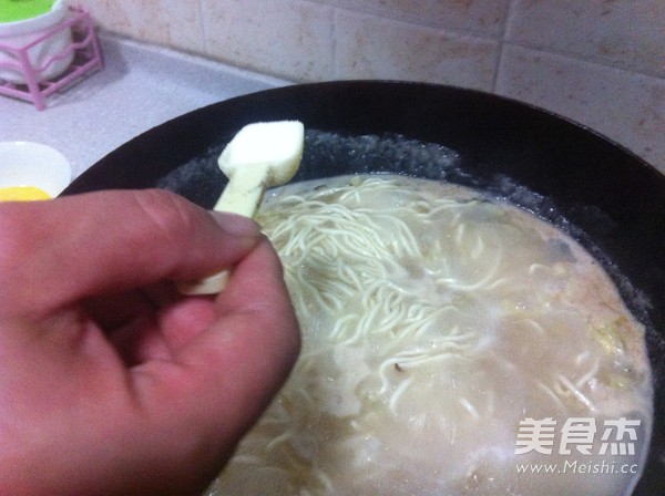 Cabbage Egg Noodle Soup recipe