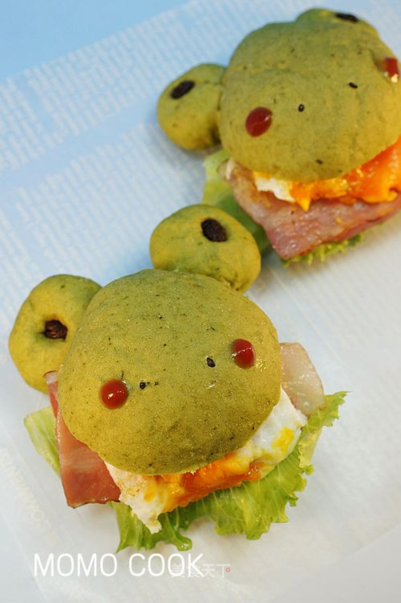 Cute Frog Spinach Burger recipe