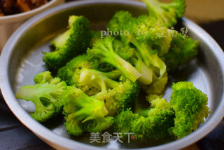 Noodles with Sesame Sauce that Can Replenish Calcium and Iron recipe