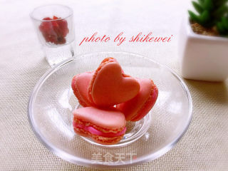 Heart-shaped Macarons recipe