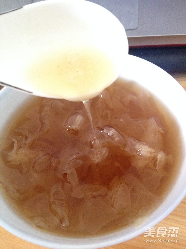 Wild Lingzhi Tremella Honey Soup recipe