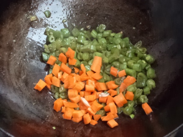 Fried Rice with Beans recipe