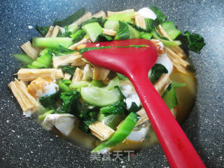 Stir-fried Vegetables with Salted Duck Egg and Yuba recipe