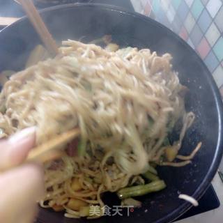 [bashang] Iron Pot Braised Noodles (broiled Pork Version) recipe