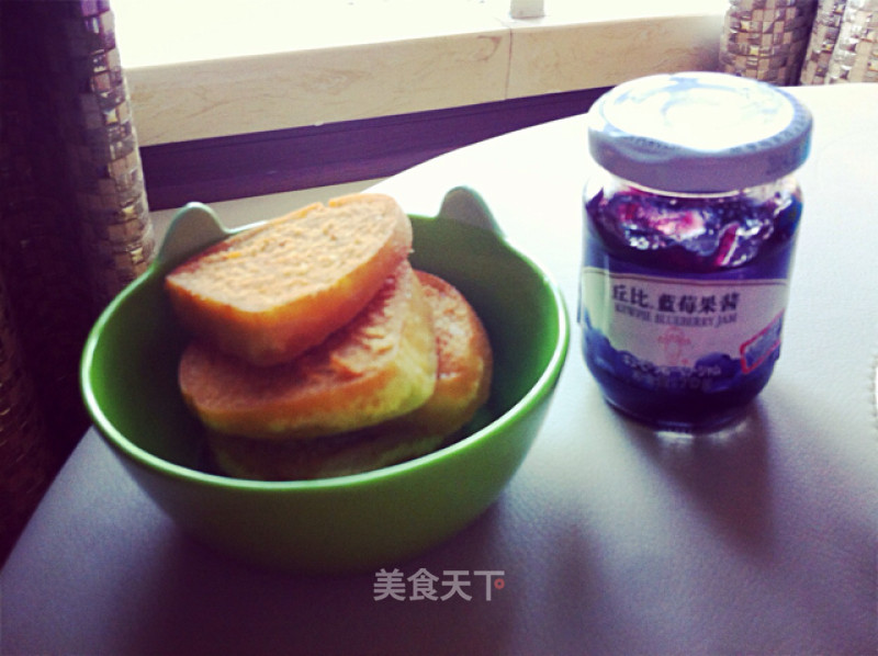 Blueberry-flavored Bun•bread• recipe
