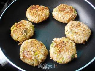 Walnut Potato Cakes recipe