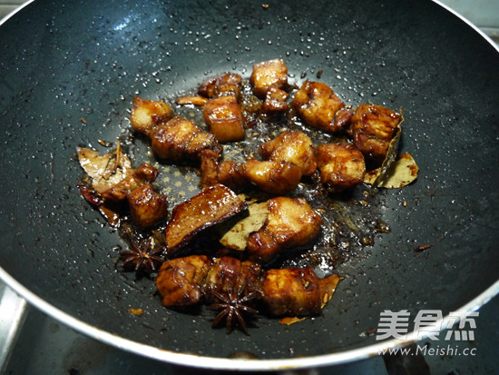 Braised Pork Claypot recipe