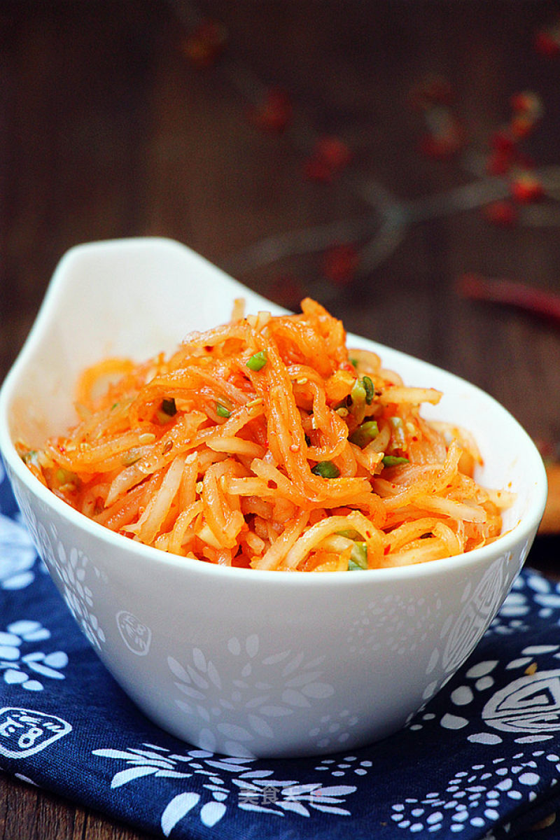 Sweet and Spicy Shredded Carrot recipe