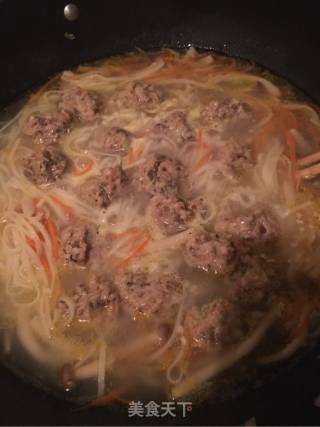 Seafood Meatball Noodle recipe