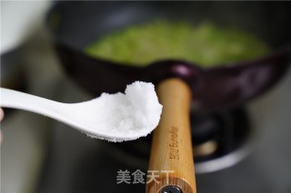 Crispy Beef Loofah Edamame recipe