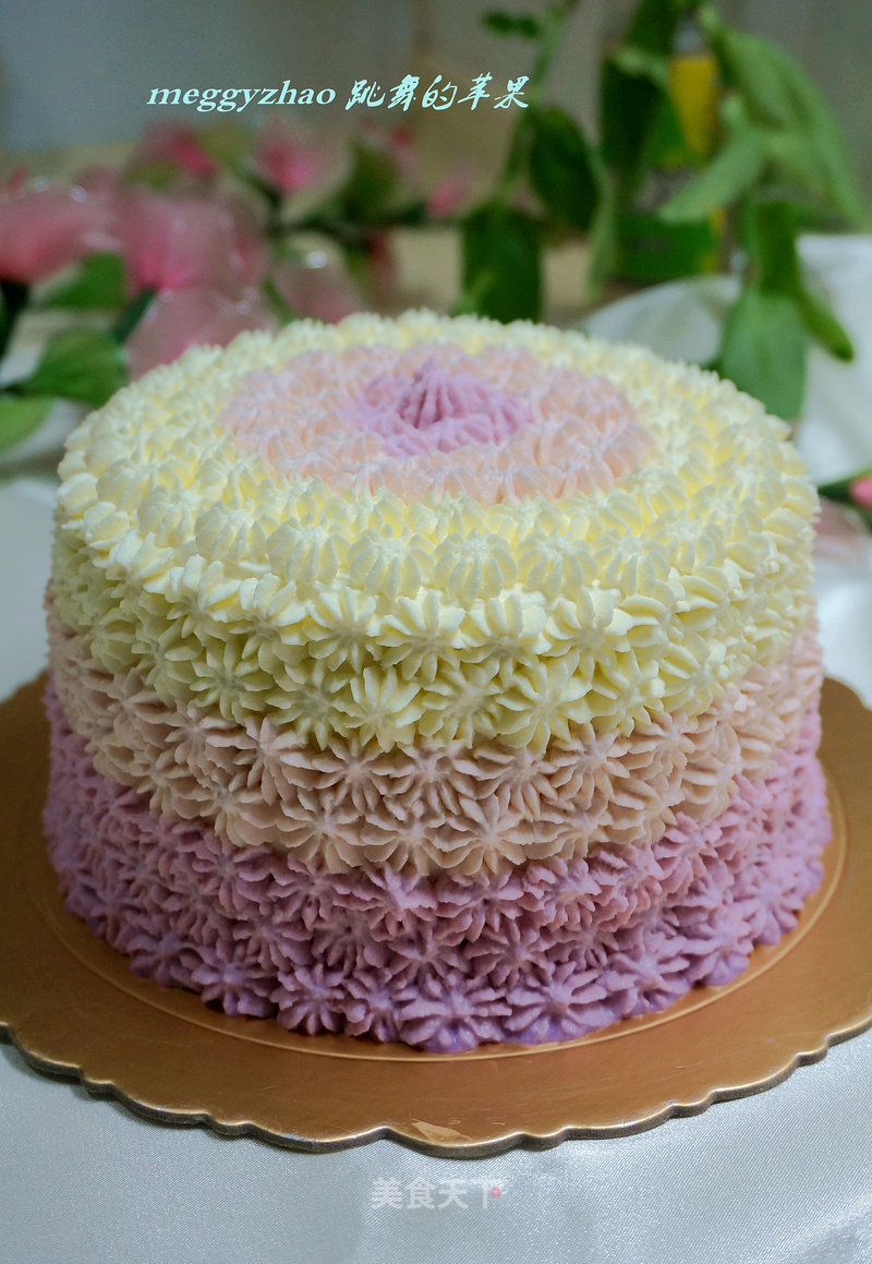 Gradient Cream Decorated Cake recipe