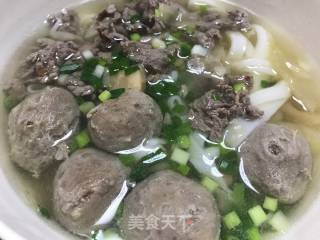 Beef and Tendon Ball Soup (ho Fun Soup) recipe