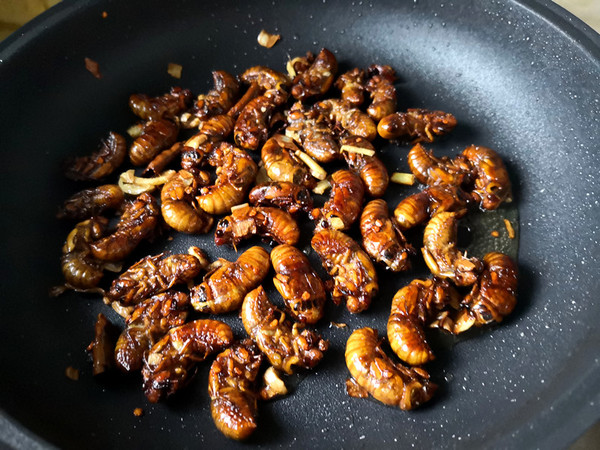 Fried Golden Cicada recipe