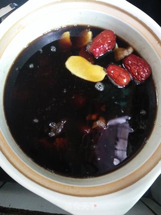 Rehmannia Glutinosa Soup recipe