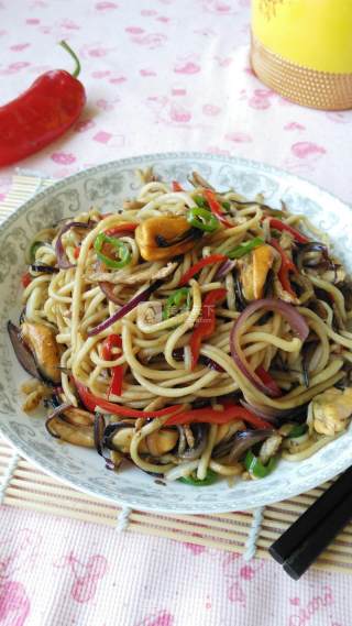 Spicy Seafood Fried Noodles recipe