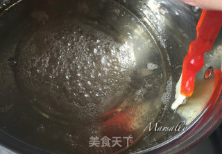 Cantonese Bean Paste Mooncake recipe