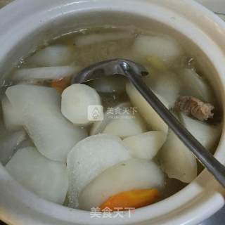 Radish Pork Ribs Soup recipe