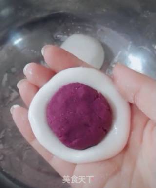 Purple Sweet Potato Stuffed Glutinous Rice Cake recipe