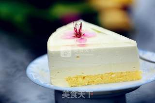 Peach Blossom Yogurt Cheese Mousse Cake recipe