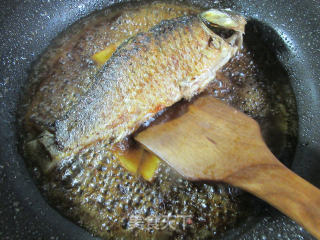 Sweet and Sour River Crucian recipe
