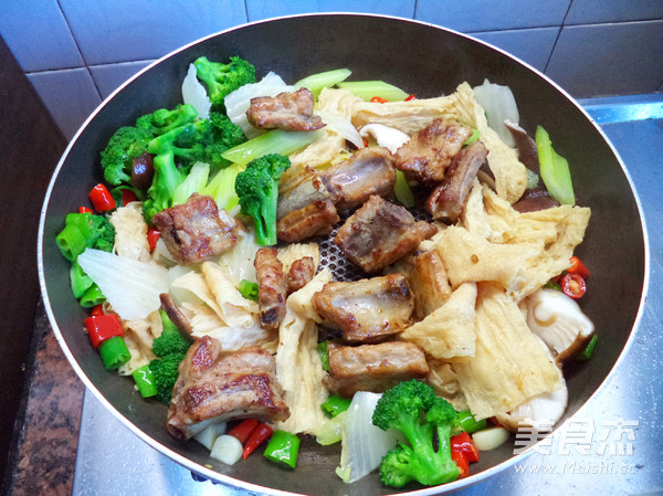 Spare Ribs Fragrant Pot recipe