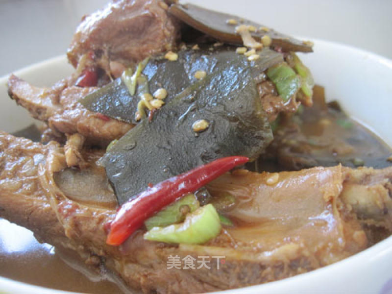 Seaweed Braised Pork Ribs recipe