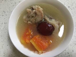 Pork Ribs Papaya Crucian Fish Soup recipe