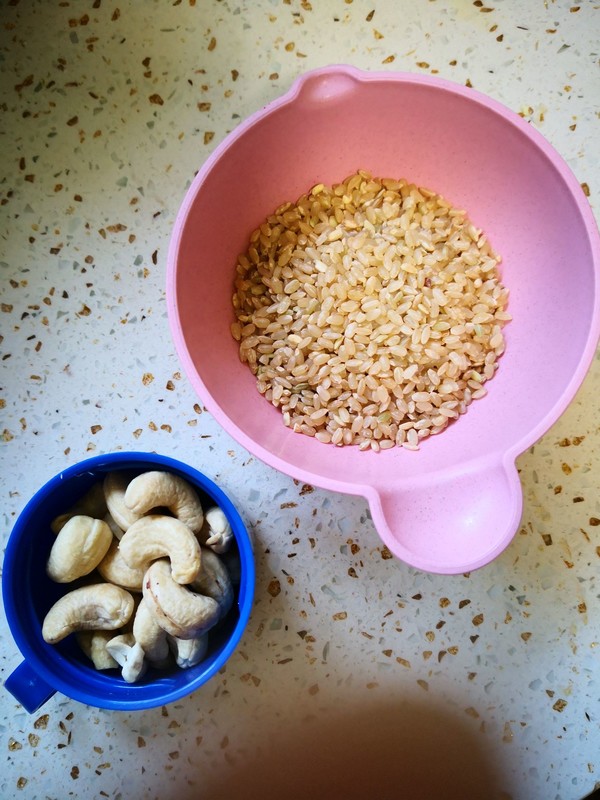 Brown Rice Cashew Rice Cereal recipe