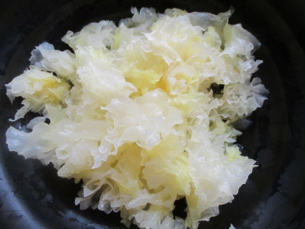 Peach Gum White Fungus recipe