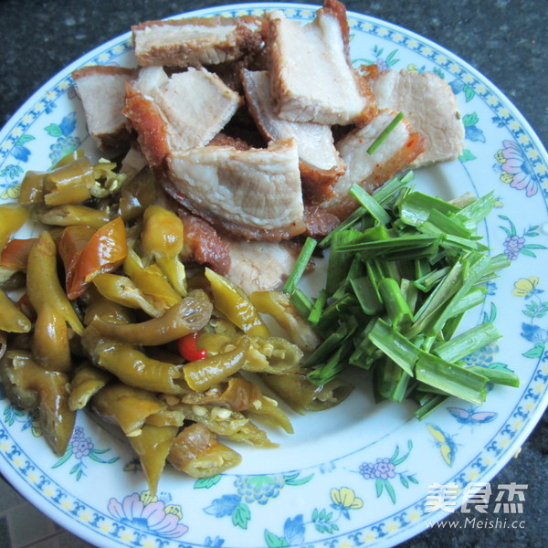 Braised Dongpo Pork with Sour Chili recipe