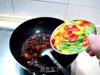 Chopped Ribs to Make "fragrant Fried Inch Bones" recipe