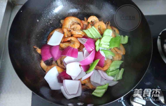 Homemade Shrimp Braised in Oil recipe