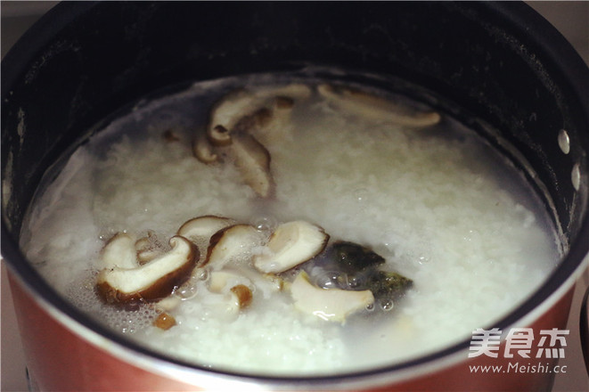 Abalone and Sea Cucumber Congee recipe