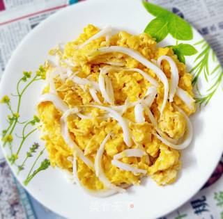 Scrambled Eggs with White Rice and Fish recipe