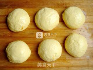 Coconut Hydrangea Bread recipe
