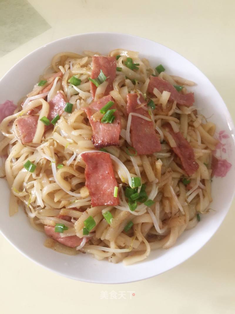 Fried Hor Fun with Bacon recipe