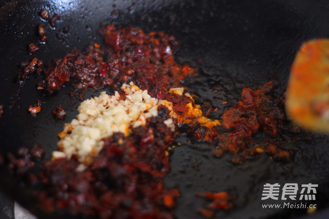 Guizhou Tempeh Spicy Sauce Noodles recipe