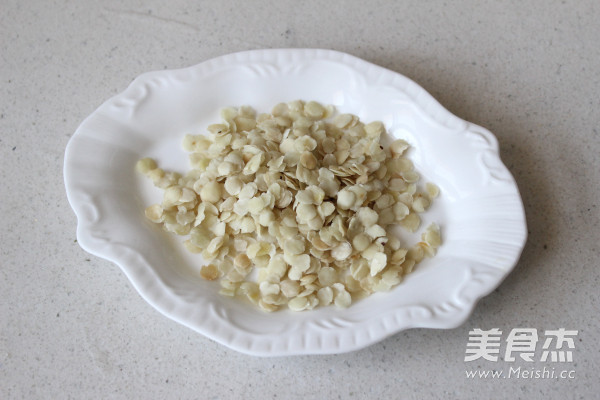 Saponaria Rice Stewed with Peach Gum recipe