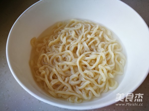 Fried Noodles with Vegetables and Pork recipe