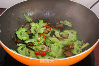 Stir-fried Bitter Gourd with Bacon recipe