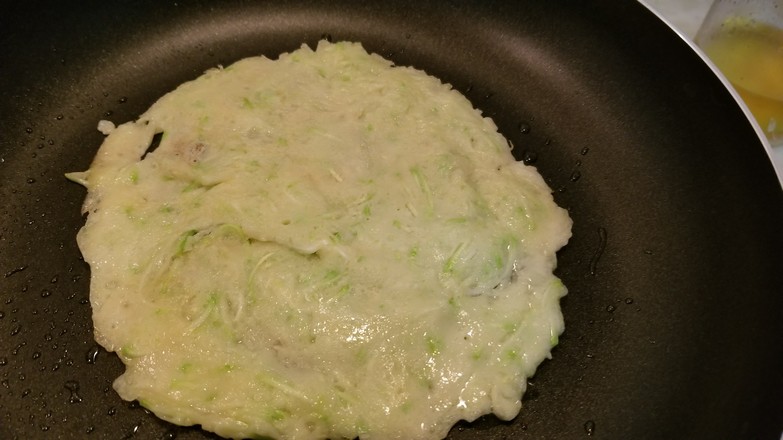 Low-oil Zucchini Paste recipe