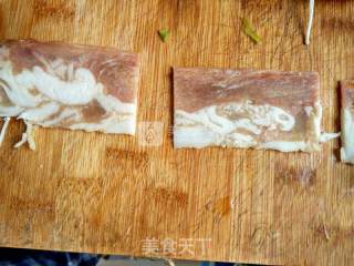Bacon Roll with Enoki Mushroom recipe