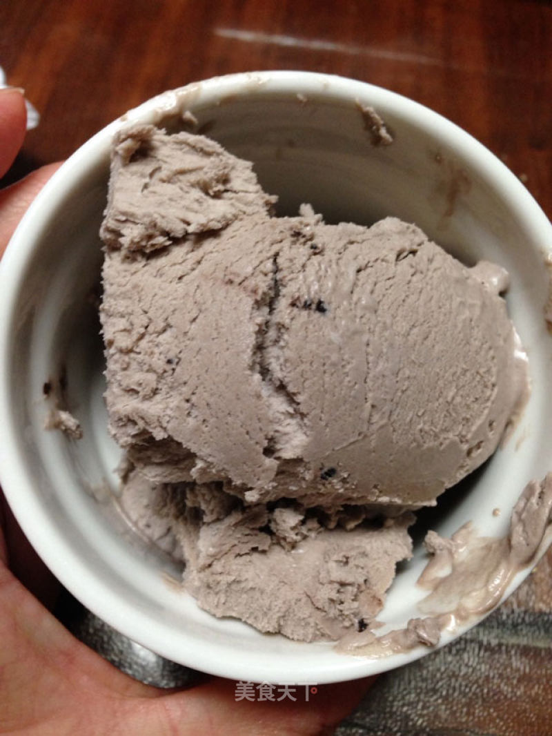 No Need to Stir The Cocoa Ice Cream without Ice Residue
