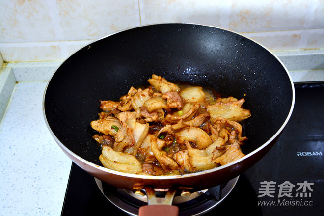 Sauerkraut Stewed White Meat recipe